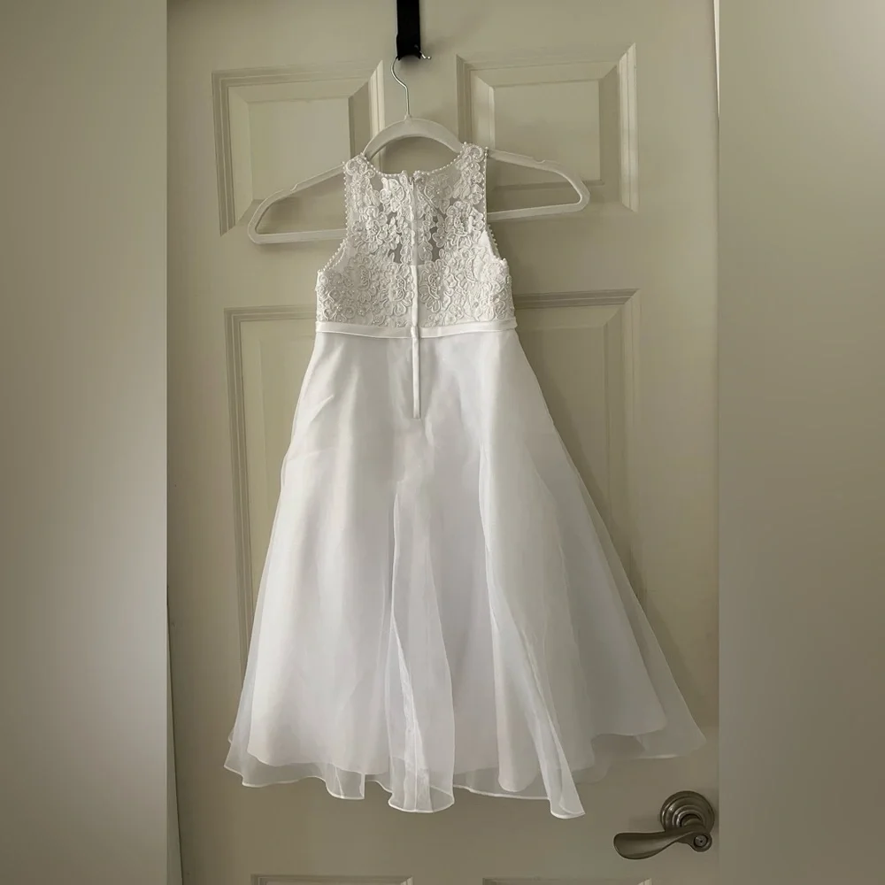 David's Bridal Flower Girl's sleeveless Dress 5 layers of tulle/skirt Wedding 3T - Picture 3 of 7